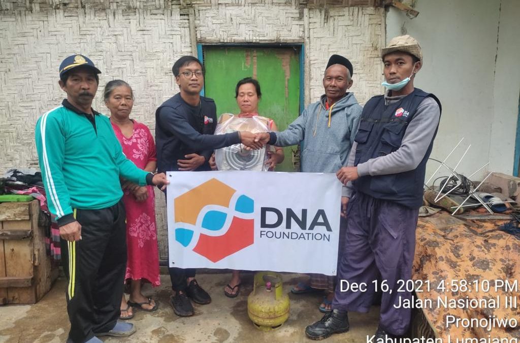DNA Foundation Salurkan Bantuan Kepada Korban Bencana Erupsi Semeru