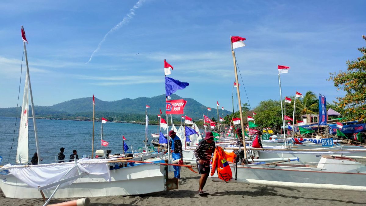 Kemendikbudristek dan TNI  AL Gelar Lomba Perahu Layar 2023