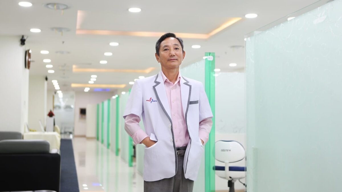Atasi Masalah Gigi, Klinik Ini Datangkan Drg. Kim Seong Seon Dari Korea