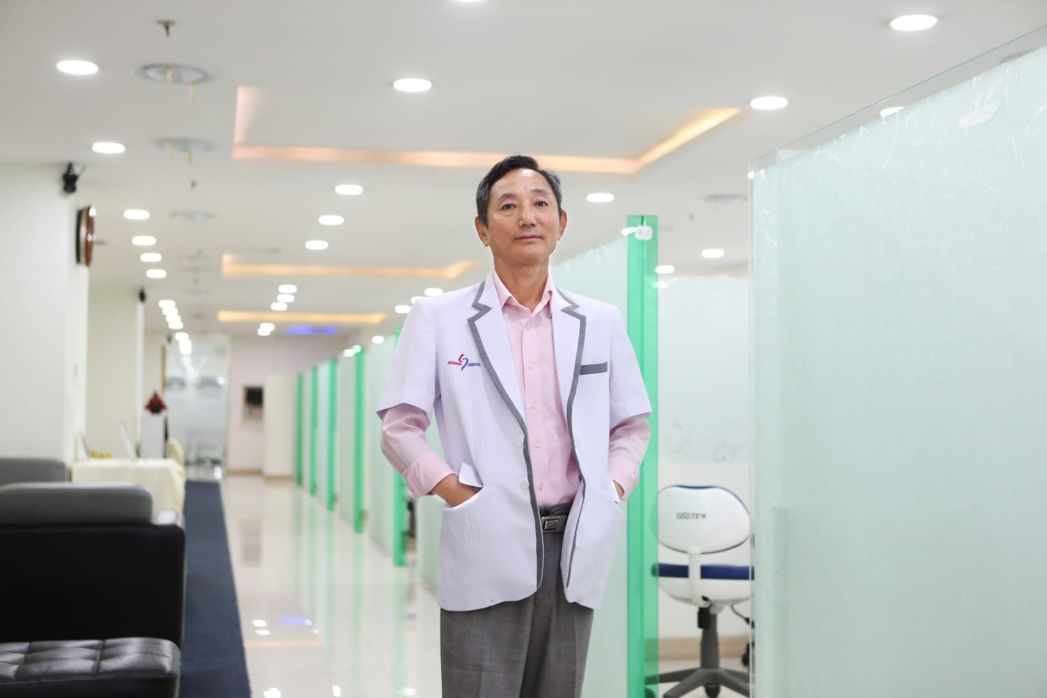 Atasi Masalah Gigi, Klinik Ini Datangkan Drg. Kim Seong Seon Dari Korea