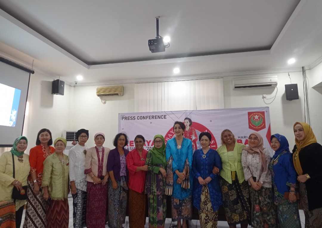 Kowani Inisiasi Peringatan Hari Kebaya Nasional 2024, Sebanyak 7000 Perempuan  Indonesia Berkebaya Ikut Meramaikan