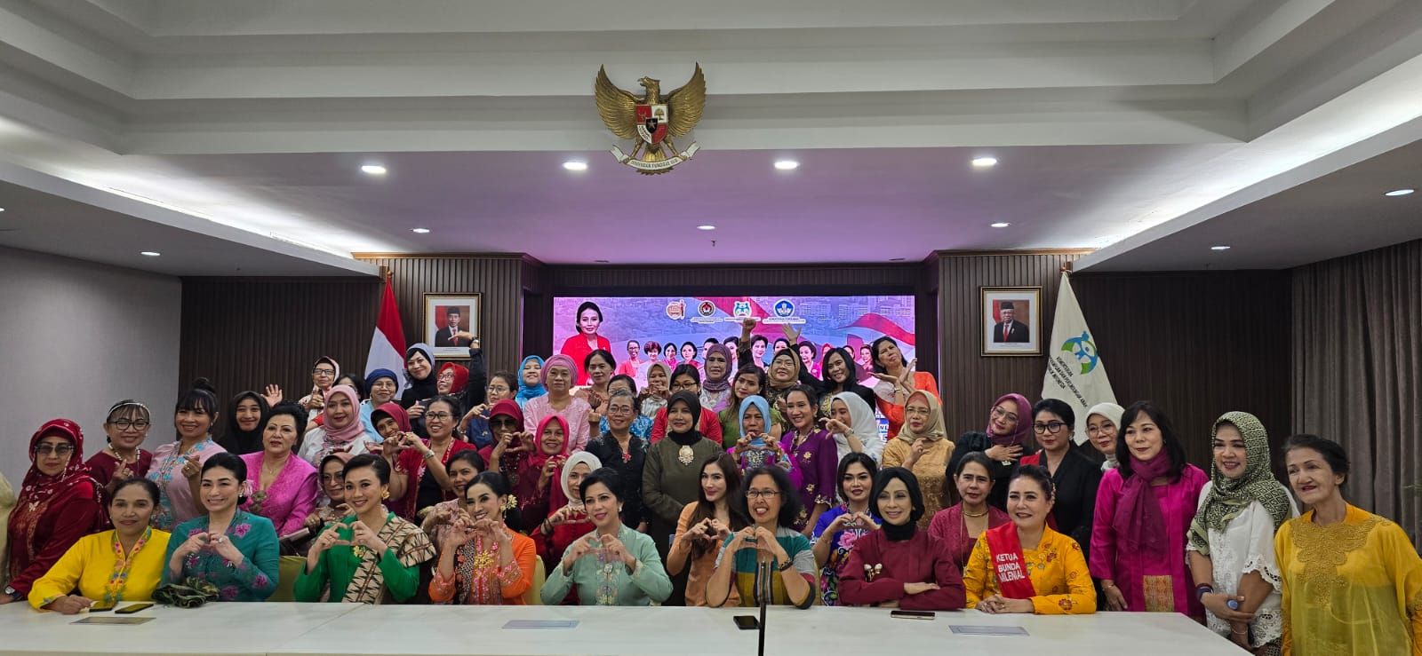 40 Komunitas Kebaya Peringati Hari Kebaya Nasional Dan Hari Anak Nasional Secara Bersamaan