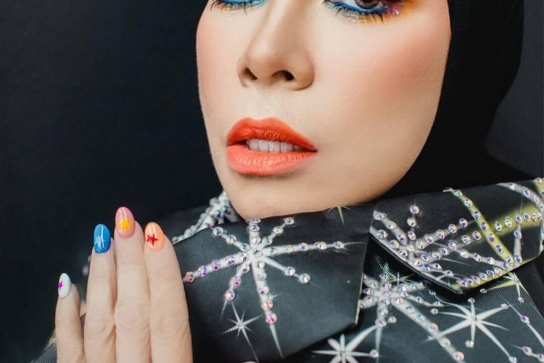 Ketiban Rejeki, Melly Goeslaw Buatkan Lagu Untuk Diva Malaysia Misha Omar