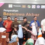 FSPPG K-Sarbumusi dan Kopkar Gobel Serahkan Beasiswa Kepada 186 Anak Anggota