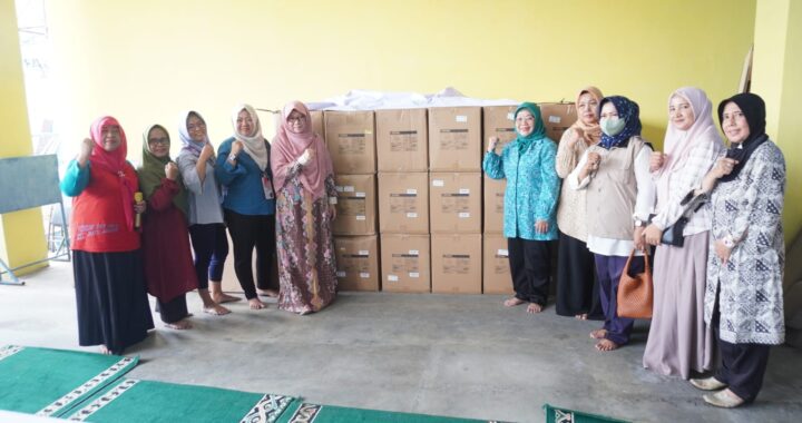 Anis Byarwati Bantu Posyandu Batu Ampar, Perkuat Pelayanan Lansia dan Balita Jakarta Timur