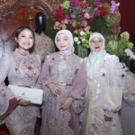 Koleksi PUSPA Ayu Dyah Andari Rayakan 15 Tahun Berkarya, Hadirkan Modest Fashion Elegan Bernuansa Nusantara